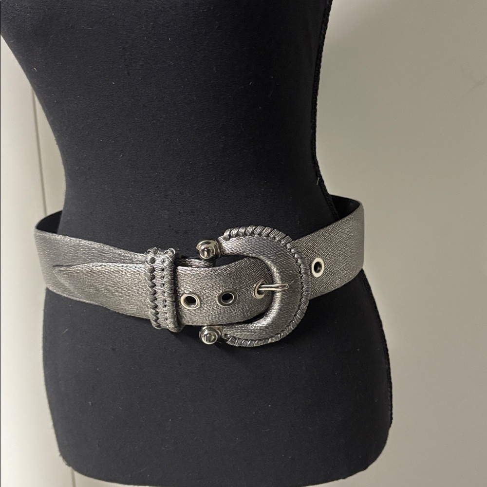 Per Se Silver Metallic Belt with Buckle